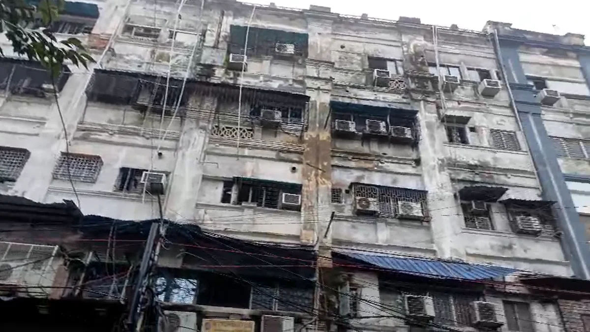 Nine Bangladeshi Nationals Die in Kolkata Hotel Fire
