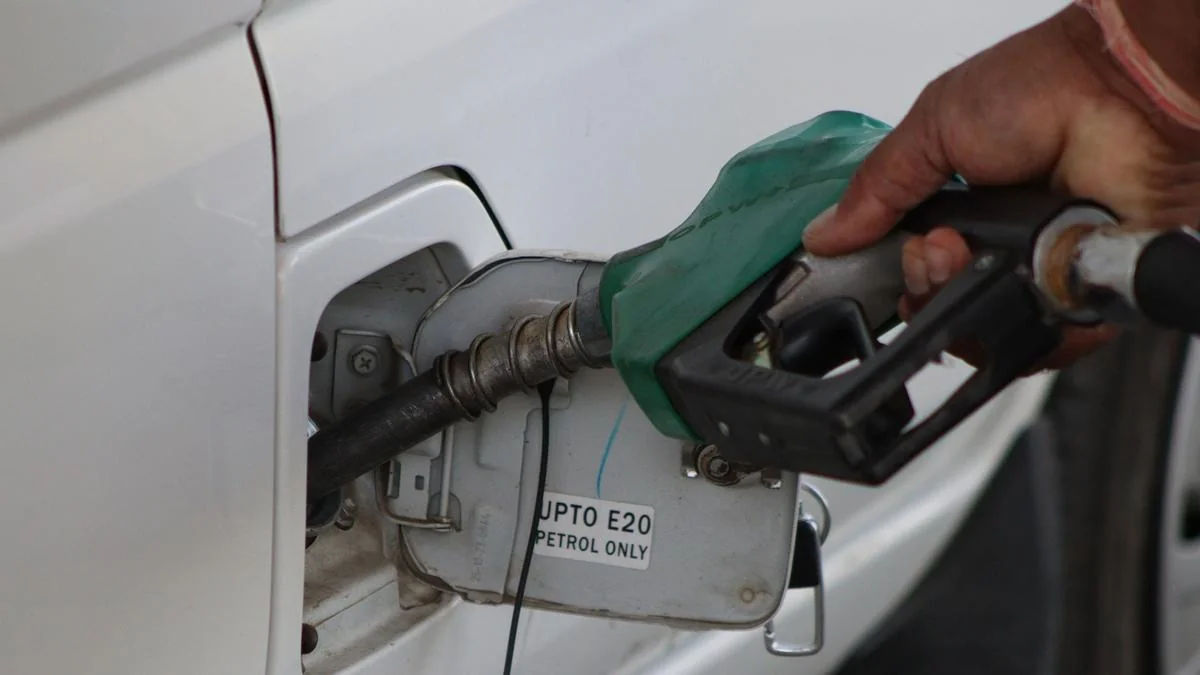 Carmakers Reportedly Flagged E20 Fuel Concerns Before Official Retreat
