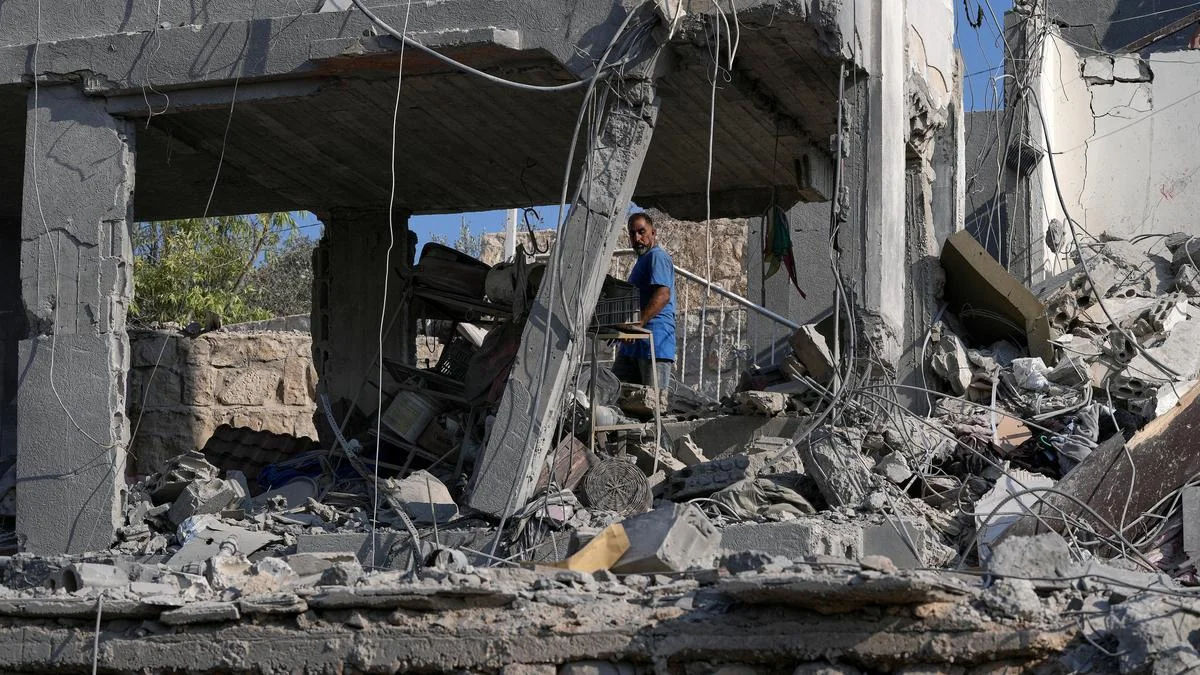 Israeli Airstrikes in Southern Lebanon Kill Nine Amid Regional Tensions