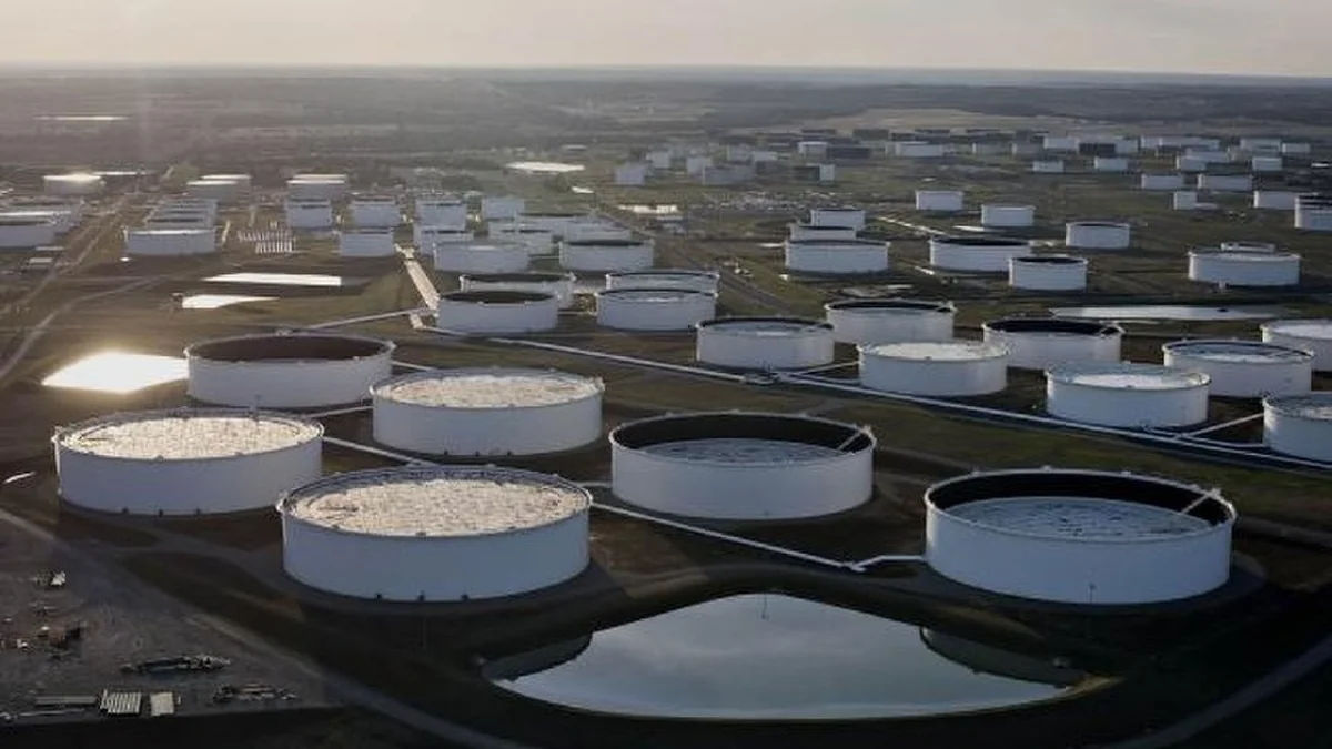 Crude Oil Prices Hold Near $90 as Indian Markets Fall
