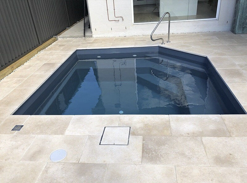 Versace Fibreglass Pool Features