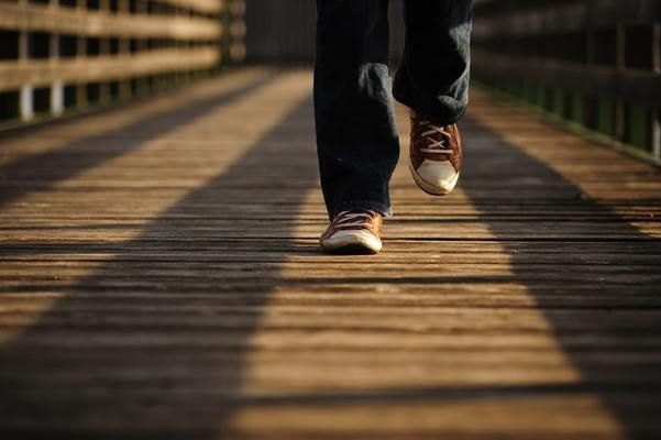 How to Practice Mindful Walking as A Christian