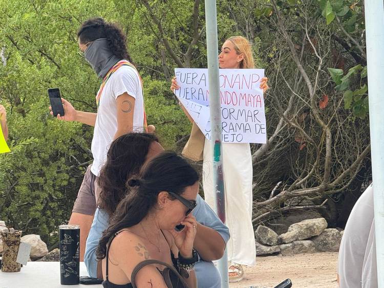Protests Over Tulum National Park Management Controversy Hit Anniversary Ceremony - Photo 1 Protests Over Tulum National Park Management Controversy Hit Anniversary Ceremony - Photo 1