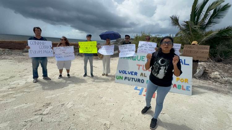 Protests Over Tulum National Park Management Controversy Hit Anniversary Ceremony - Photo 2 Protests Over Tulum National Park Management Controversy Hit Anniversary Ceremony - Photo 2