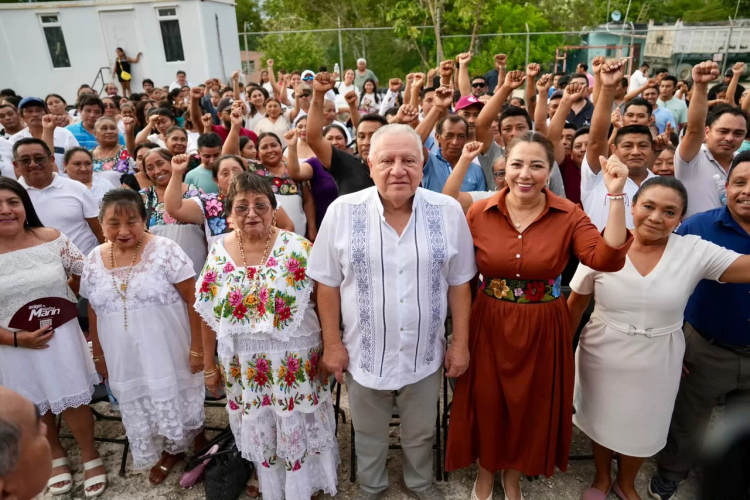"In Mexico, the People Decide," Rafa Marín Tells Sovereignty Assembly in Tulum - Photo 1 "In Mexico, the People Decide," Rafa Marín Tells Sovereignty Assembly in Tulum - Photo 1