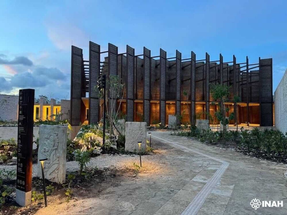 Children Dig History at Tulum’s Archaeological Playground Children Dig History at Tulum’s Archaeological Playground