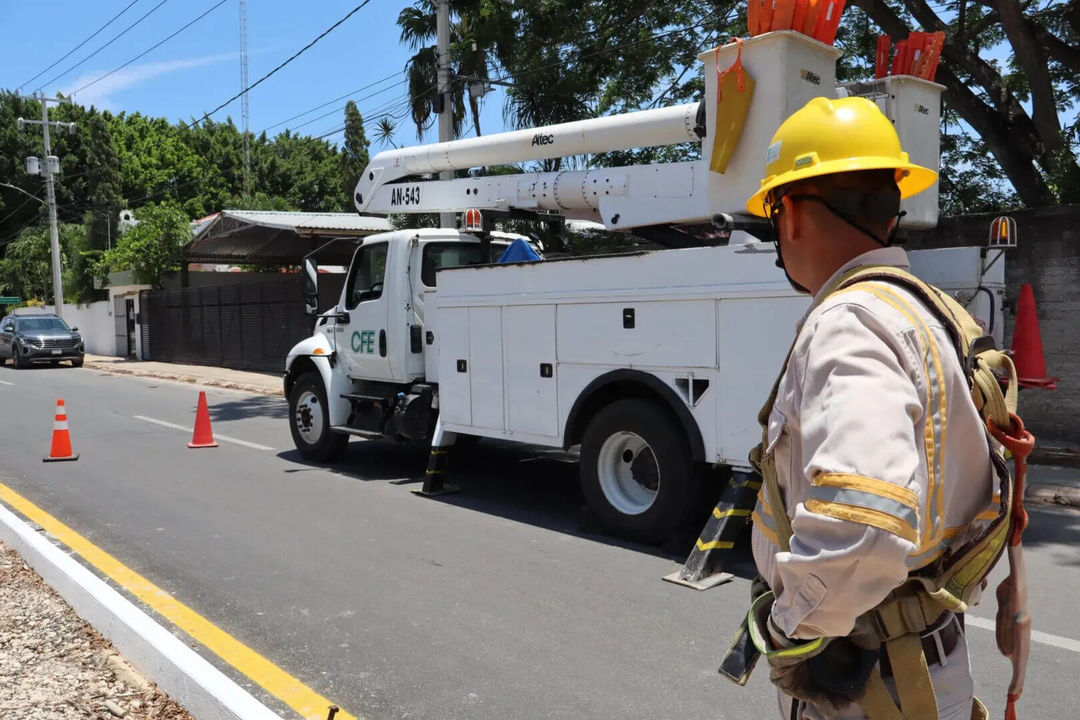 Tulum Launches Safety Crackdown on CFE Infrastructure Tulum Launches Safety Crackdown on CFE Infrastructure