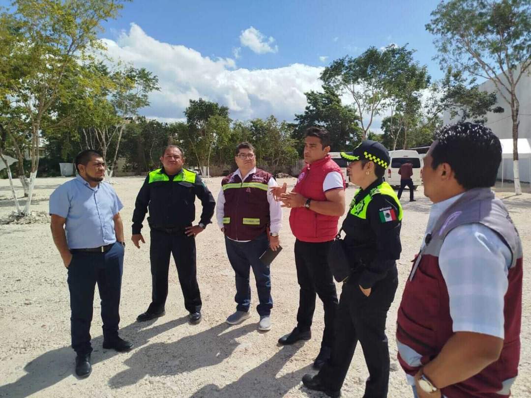 State mobility officials review taxi and transport projects in Tulum State mobility officials review taxi and transport projects in Tulum