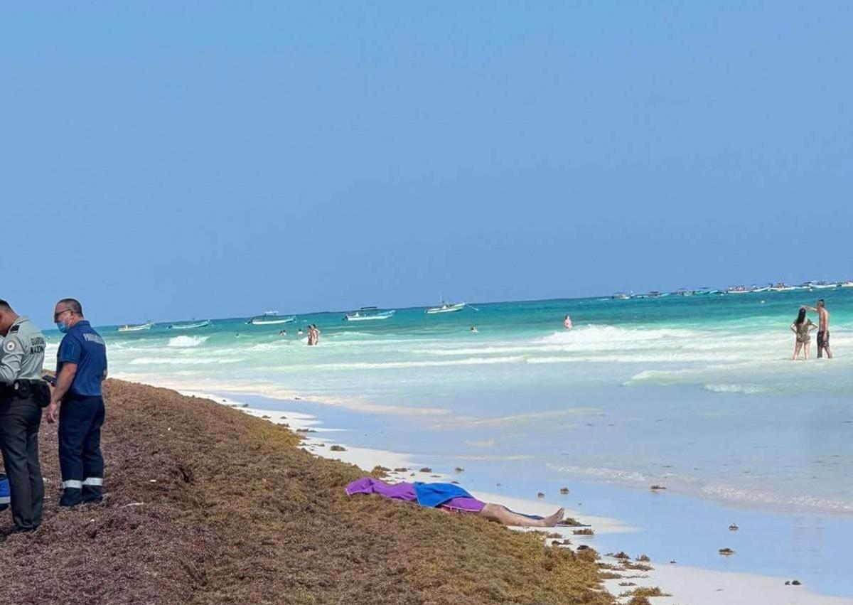 Tragic Incident: Foreign Man Drowns at Jaguar Park Beach in Tulum Tragic Incident: Foreign Man Drowns at Jaguar Park Beach in Tulum