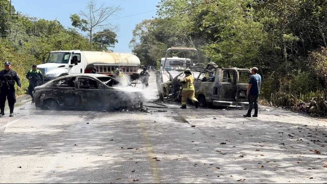 Tulum–Cobá highway closure linked to vehicle fires near Macario Gómez Tulum–Cobá highway closure linked to vehicle fires near Macario Gómez