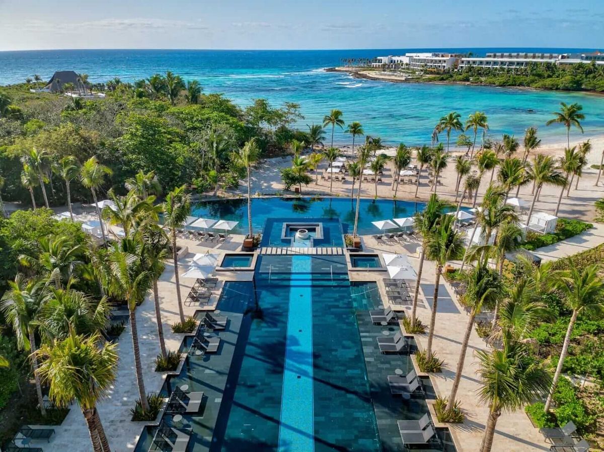 How the Conrad Tulum Invited Us In and Made Us Never Want to Leave How the Conrad Tulum Invited Us In and Made Us Never Want to Leave