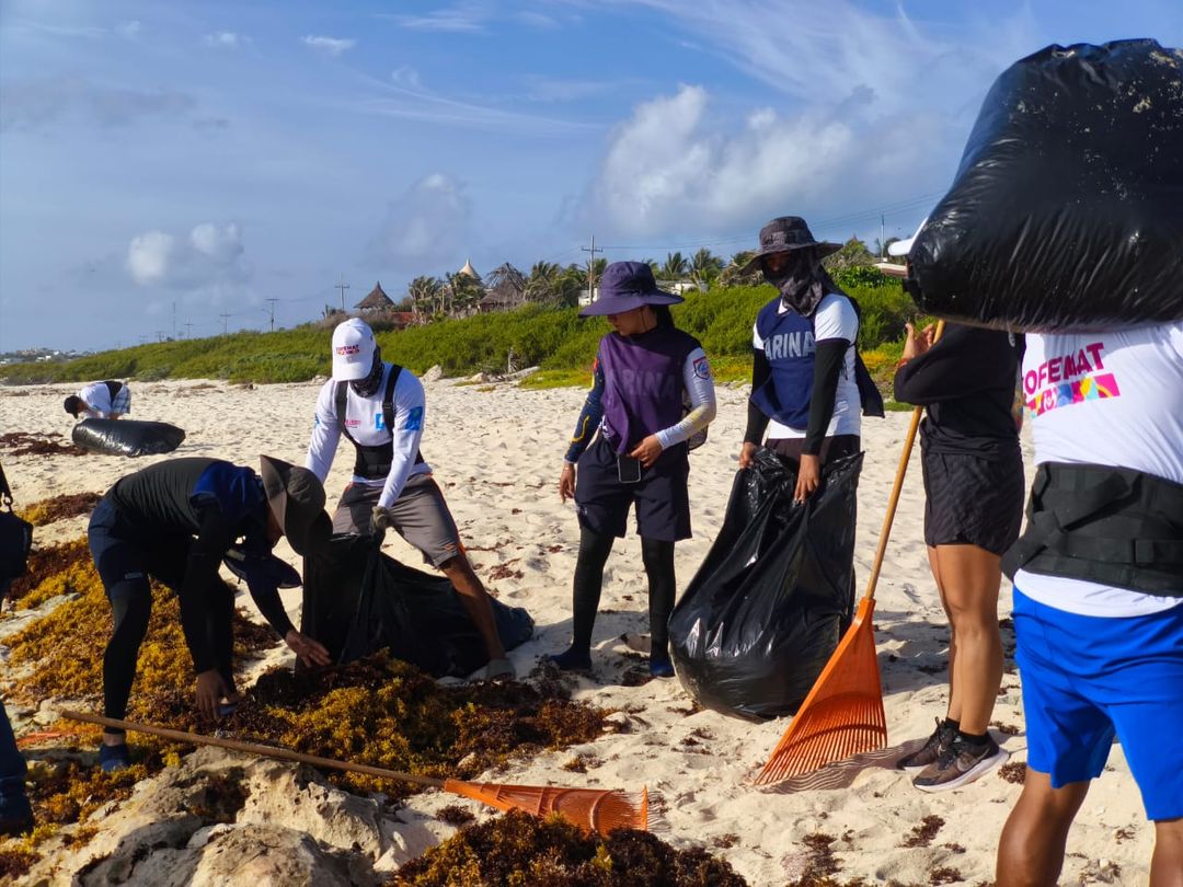 Marina and Sema Join Tulum Residents for Two Beach Cleanup Days at Playa del Pueblo Marina and Sema Join Tulum Residents for Two Beach Cleanup Days at Playa del Pueblo