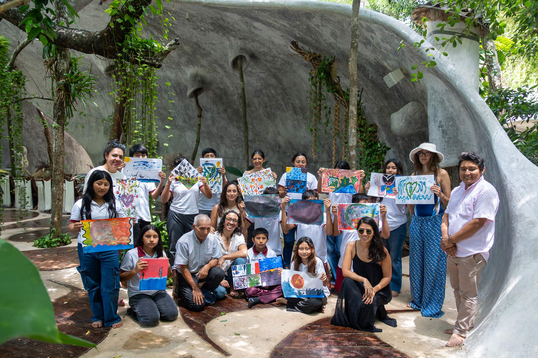 Letras Itinerantes Brings Manuel Antonio Ay Youth to One of the Riviera Maya's Top Art Spaces Letras Itinerantes Brings Manuel Antonio Ay Youth to One of the Riviera Maya's Top Art Spaces