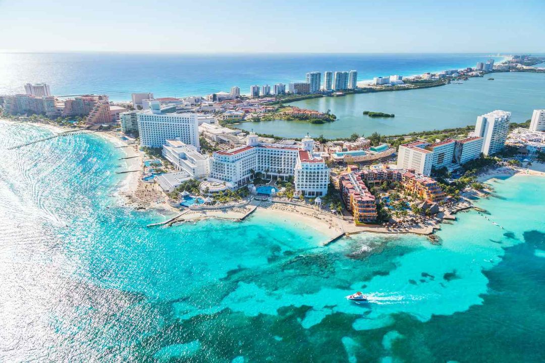 The All-Inclusive Spell That’s Turning Cancun into a Travel Empire The All-Inclusive Spell That’s Turning Cancun into a Travel Empire