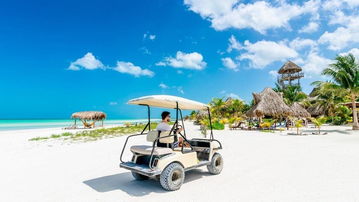 Tulum Approves 400 Golf Carts Amid Traffic Innovation Push Tulum Approves 400 Golf Carts Amid Traffic Innovation Push