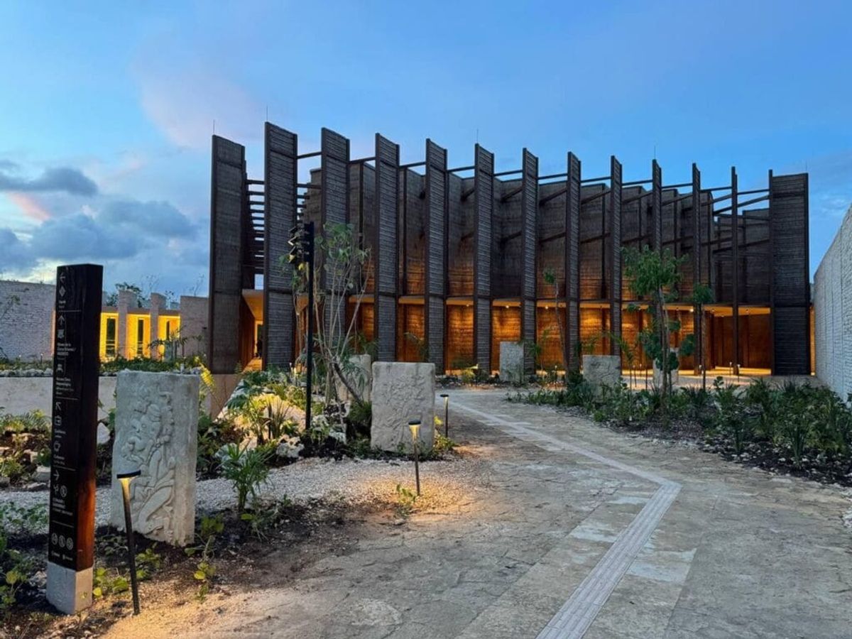 Tulum's Museum Exhibit Sparks Reflection on Pandemic's Impact