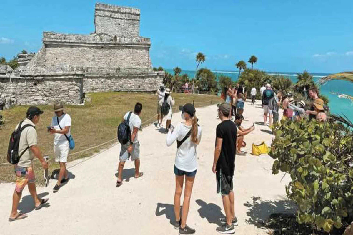 Unemployment in Tulum: Professionals Struggle Amid Tourism Decline