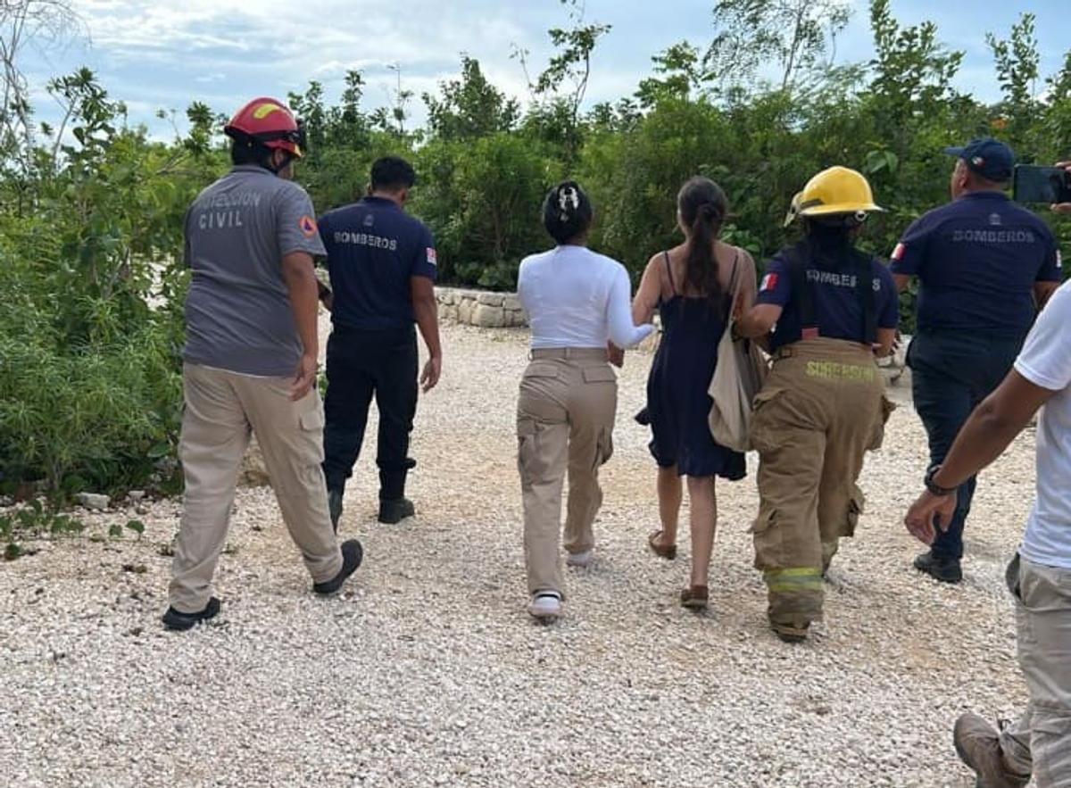 Heroic Tulum rescue at Parque El Jaguar brings woman safely to ground Heroic Tulum rescue at Parque El Jaguar brings woman safely to ground