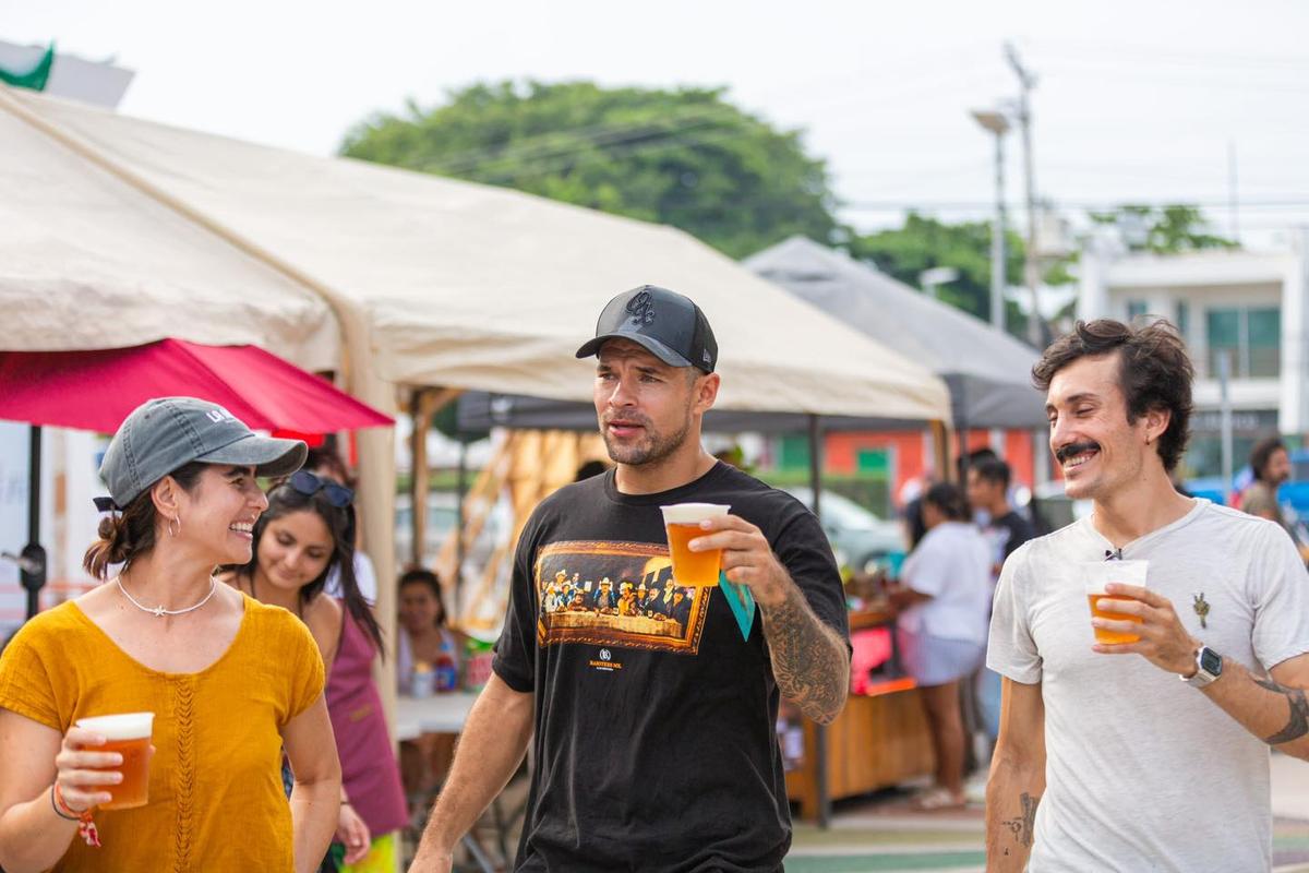 Craft Beer with Maya Roots Brings Buzz Back to Tulum’s Beekeeping Tradition Craft Beer with Maya Roots Brings Buzz Back to Tulum’s Beekeeping Tradition