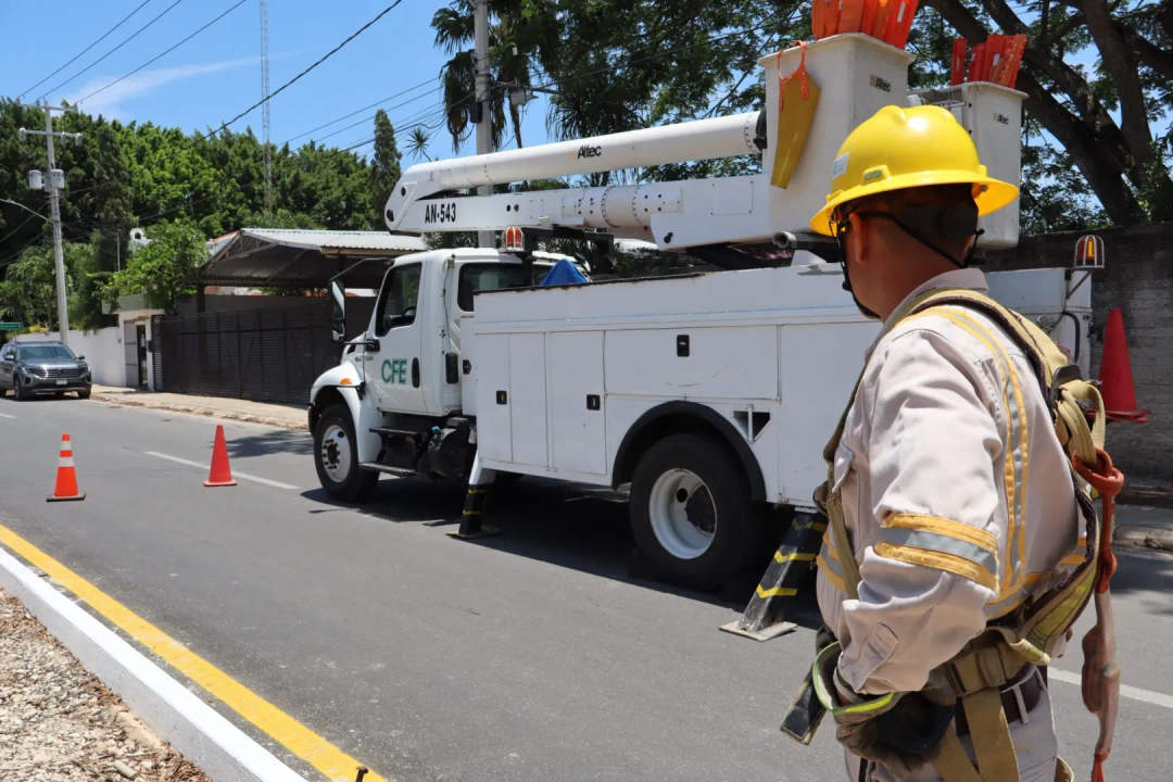 Tulum Launches Safety Crackdown on CFE Infrastructure