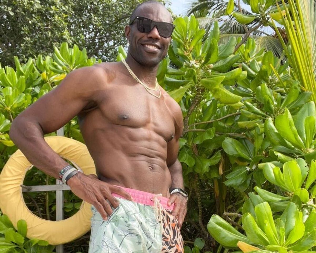 “Tulum Is the Place to Be” Terrell Owens Hosts Super Bowl 2026 Watch Party