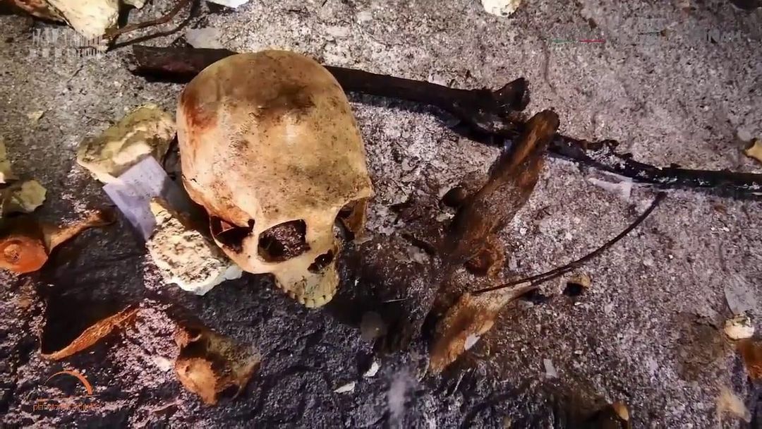 8,000-Year-Old Prehistoric Skeleton Discovered in Flooded Riviera Maya Cave 8,000-Year-Old Prehistoric Skeleton Discovered in Flooded Riviera Maya Cave
