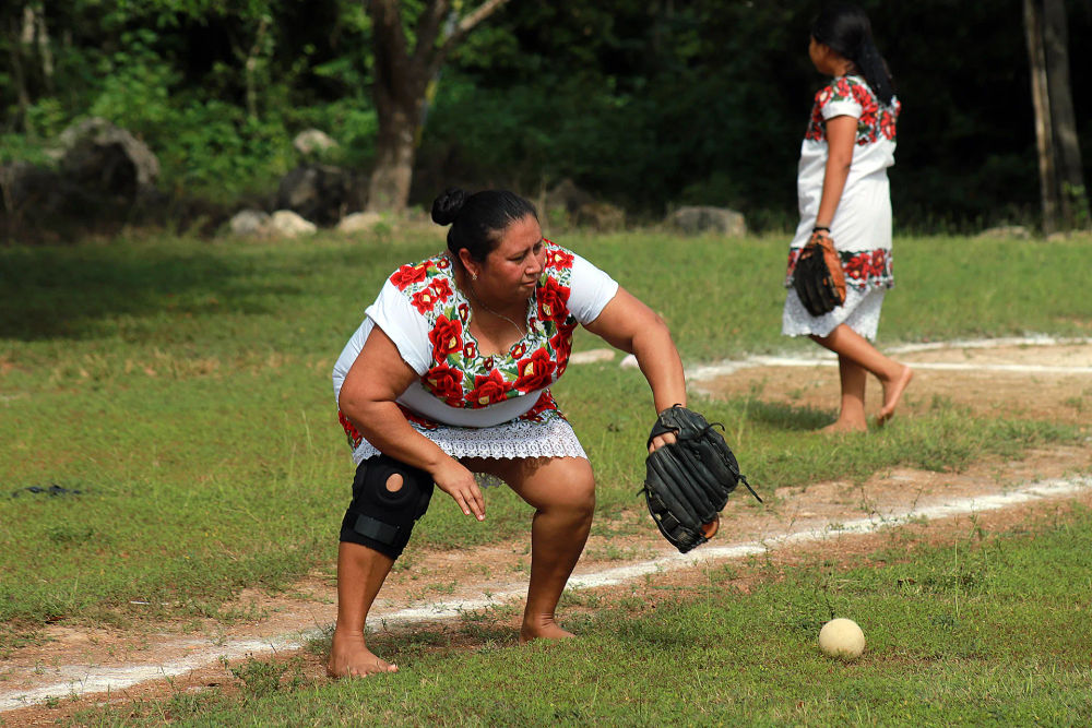 Diablillas de Hondzonot: The Women Who Redefined Softball in the Maya Community - Photo 6