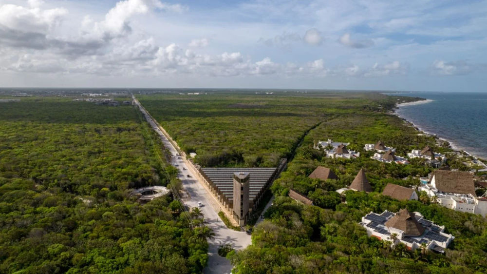 What can travelers do at Parque del Jaguar during the summer holidays in 2025 - Photo 5