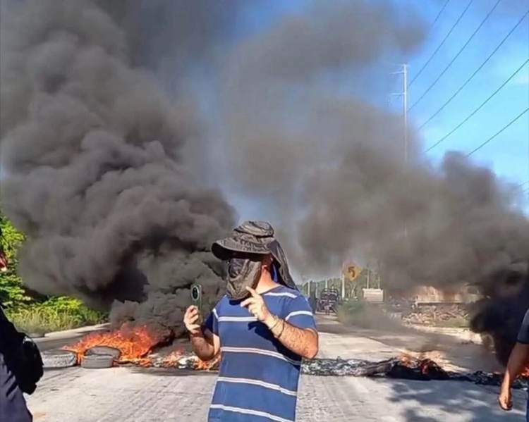 Forced eviction in Tulum leaves families homeless after pre-dawn police raid - Photo 1 Forced eviction in Tulum leaves families homeless after pre-dawn police raid - Photo 1