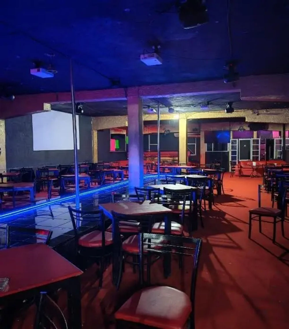 Fifteen Women and the Secret Life of a Tulum Street - Photo 1