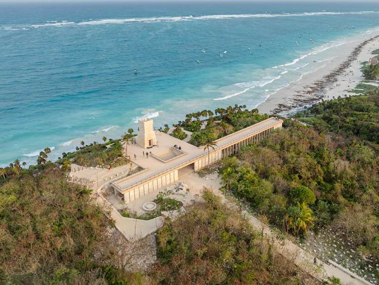 Who Owns the Beach? Tulum Locals Fight Back Against Tourist Fees - Photo 2 Who Owns the Beach? Tulum Locals Fight Back Against Tourist Fees - Photo 2