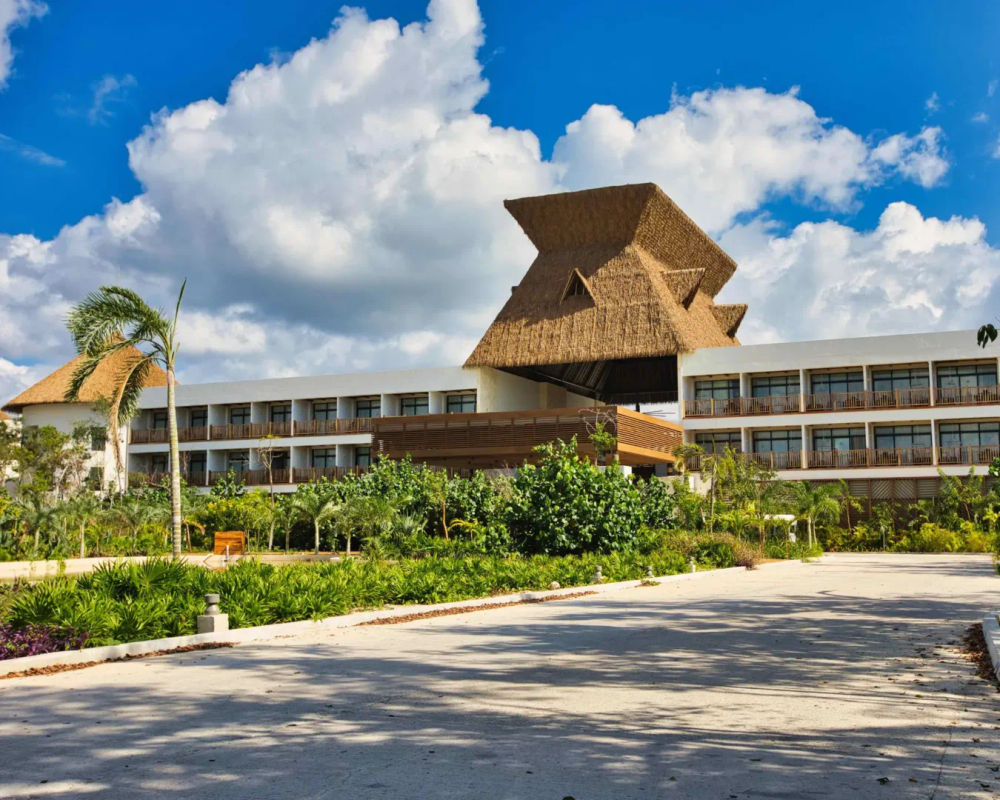 Staff at Mundo Maya Tulum Accuse Military Director of Labor Law Violations - Photo 2