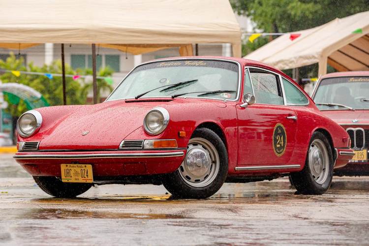 Classic Car Rally Brings Vintage Charm and Social Impact to Tulum - Photo 1