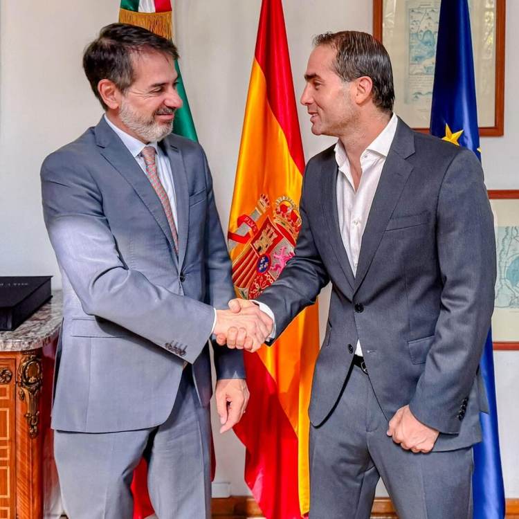 Tulum’s mayor meets Spain’s ambassador to discuss sargassum and tourism strategy - Photo 1 Tulum’s mayor meets Spain’s ambassador to discuss sargassum and tourism strategy - Photo 1