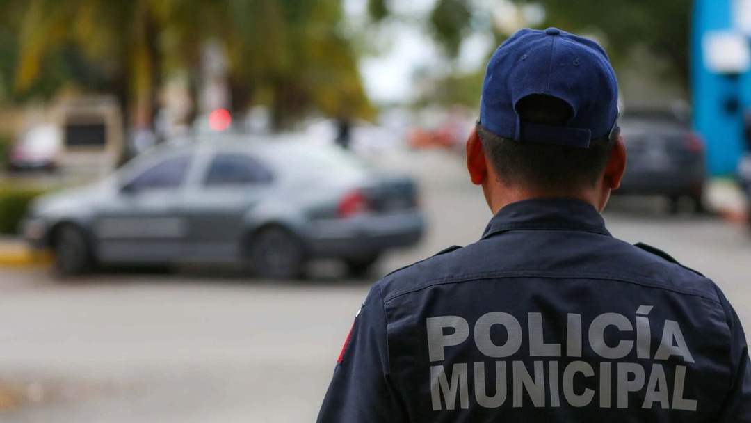 What is happening with the police in Tulum and why tourists are worried