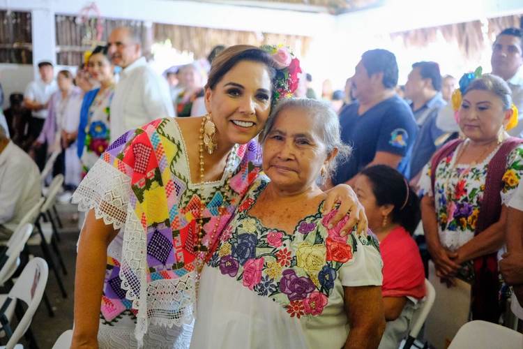 Governor Mara Lezama joins ancient Maya ritual in Tulum celebration - Photo 3 Governor Mara Lezama joins ancient Maya ritual in Tulum celebration - Photo 3