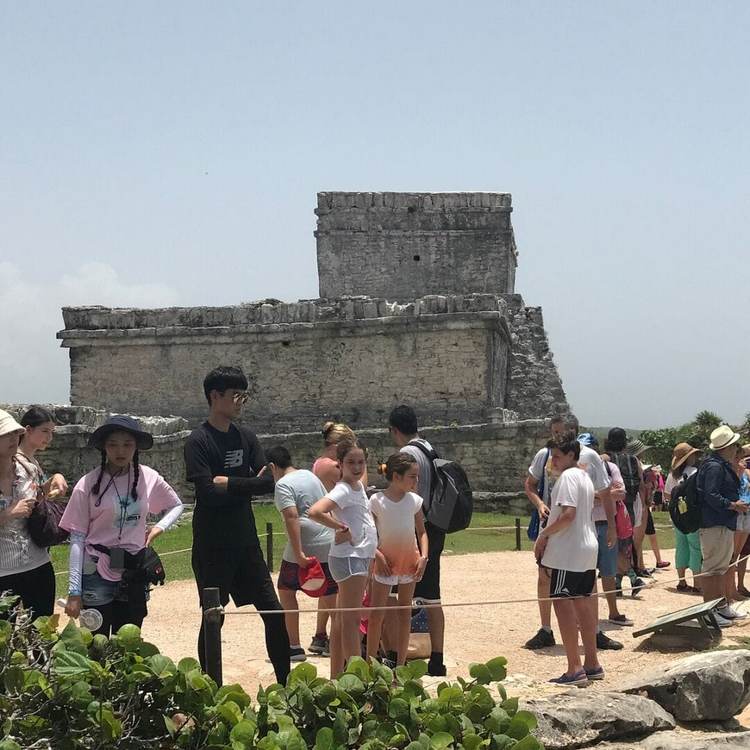 Free Sunday entry boosts traffic at the Tulum archaeological zone - Photo 4