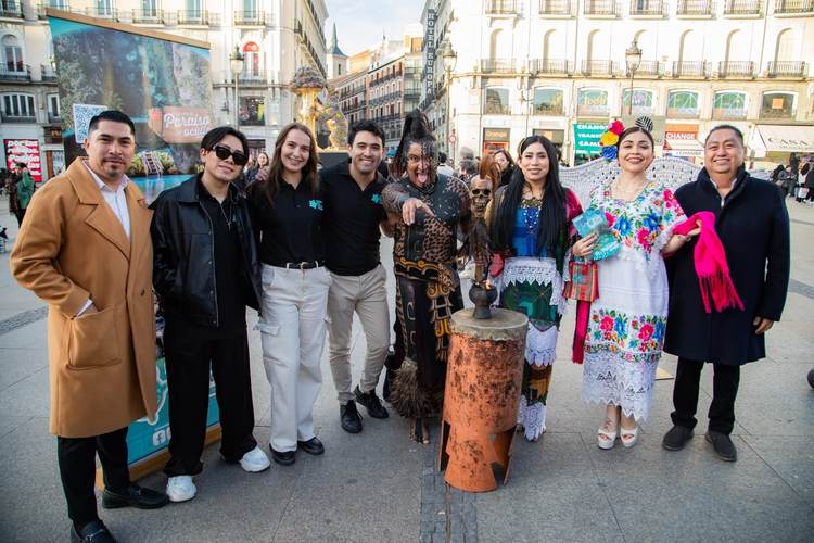 In Madrid’s Central Square, a Living Symbol of Tulum’s Mayan Heritage - Photo 2 In Madrid’s Central Square, a Living Symbol of Tulum’s Mayan Heritage - Photo 2