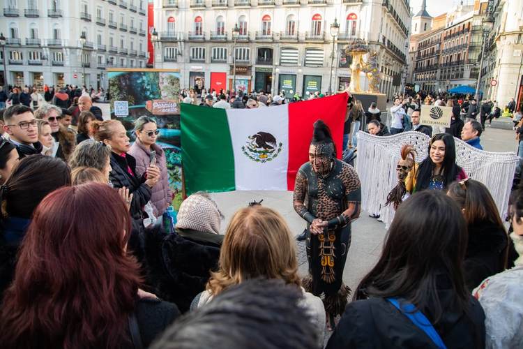 In Madrid’s Central Square, a Living Symbol of Tulum’s Mayan Heritage - Photo 4 In Madrid’s Central Square, a Living Symbol of Tulum’s Mayan Heritage - Photo 4