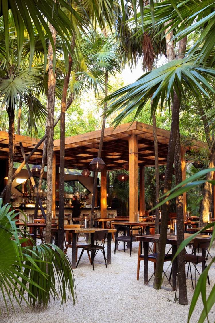 ARCA Bar Leaders Named Mixologists of the Year in National Guide - Photo 3 arca_kjb_1.37