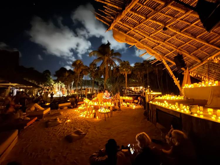 Candlelight beach concert highlights Tulum’s shift toward atmospheric design - Photo 2 Candlelight beach concert highlights Tulum’s shift toward atmospheric design - Photo 2