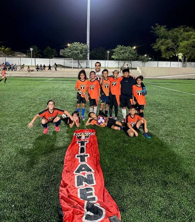 Club Titanes celebrates nine years training youth soccer in Tulum - Photo 1 image10
