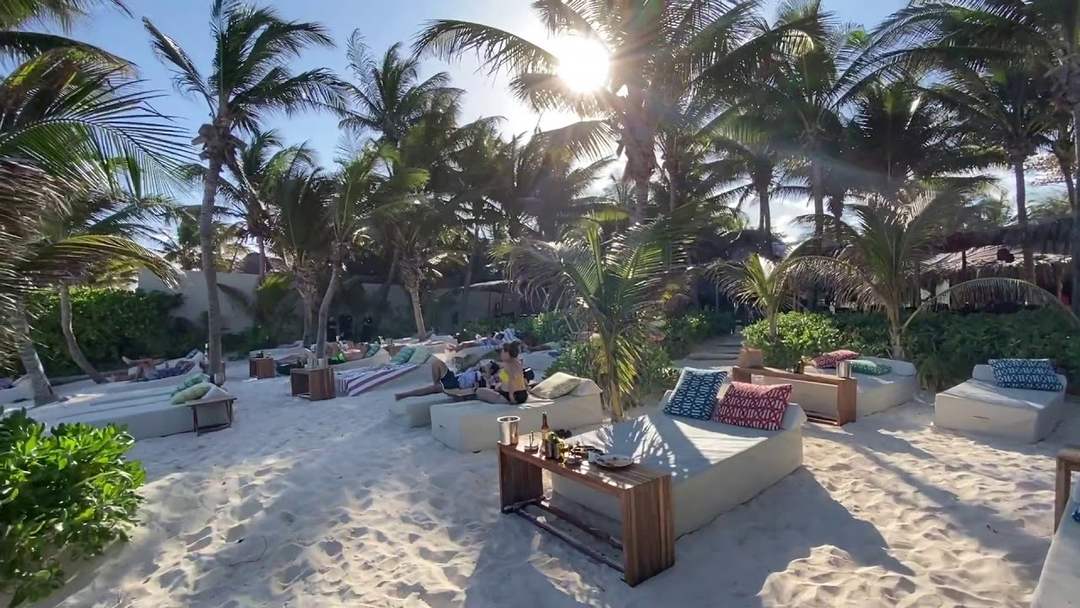 Tulum tourism rebound above 80% fails to stop closures