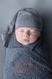 Newborn photography from Neon Productions