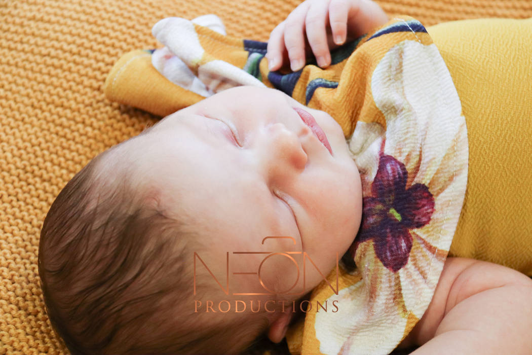 Newborn photography from Neon Productions