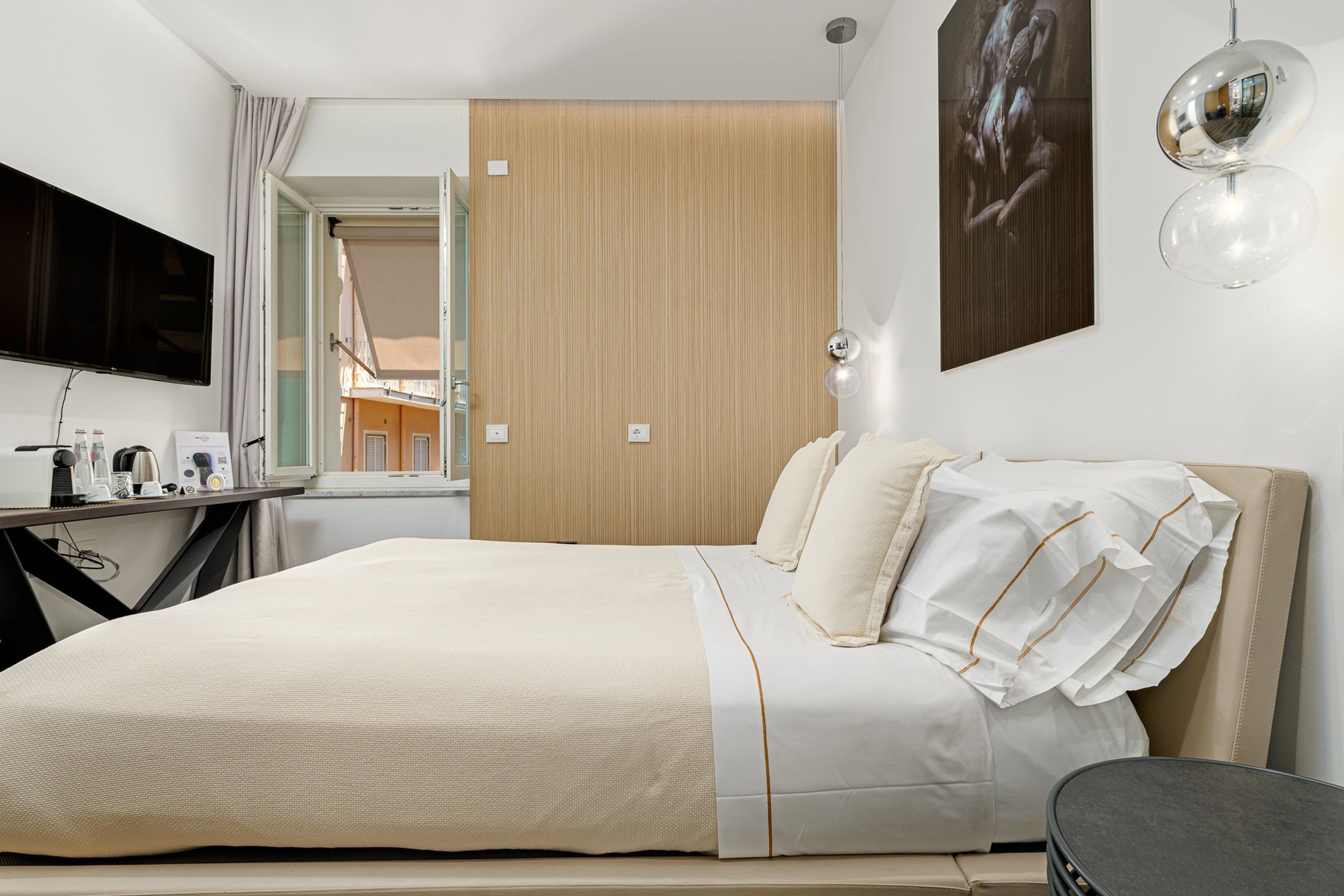 Wallure8