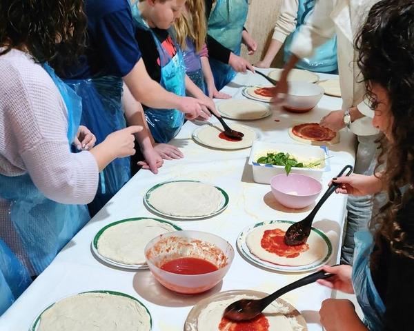 Napoli: Laboratorio di preparazione dell'autentica pizza italiana con bevande