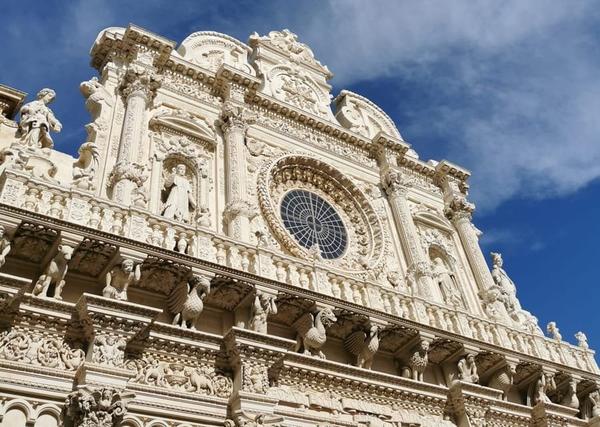 Tour a piedi dell'architettura barocca e dei sotterranei