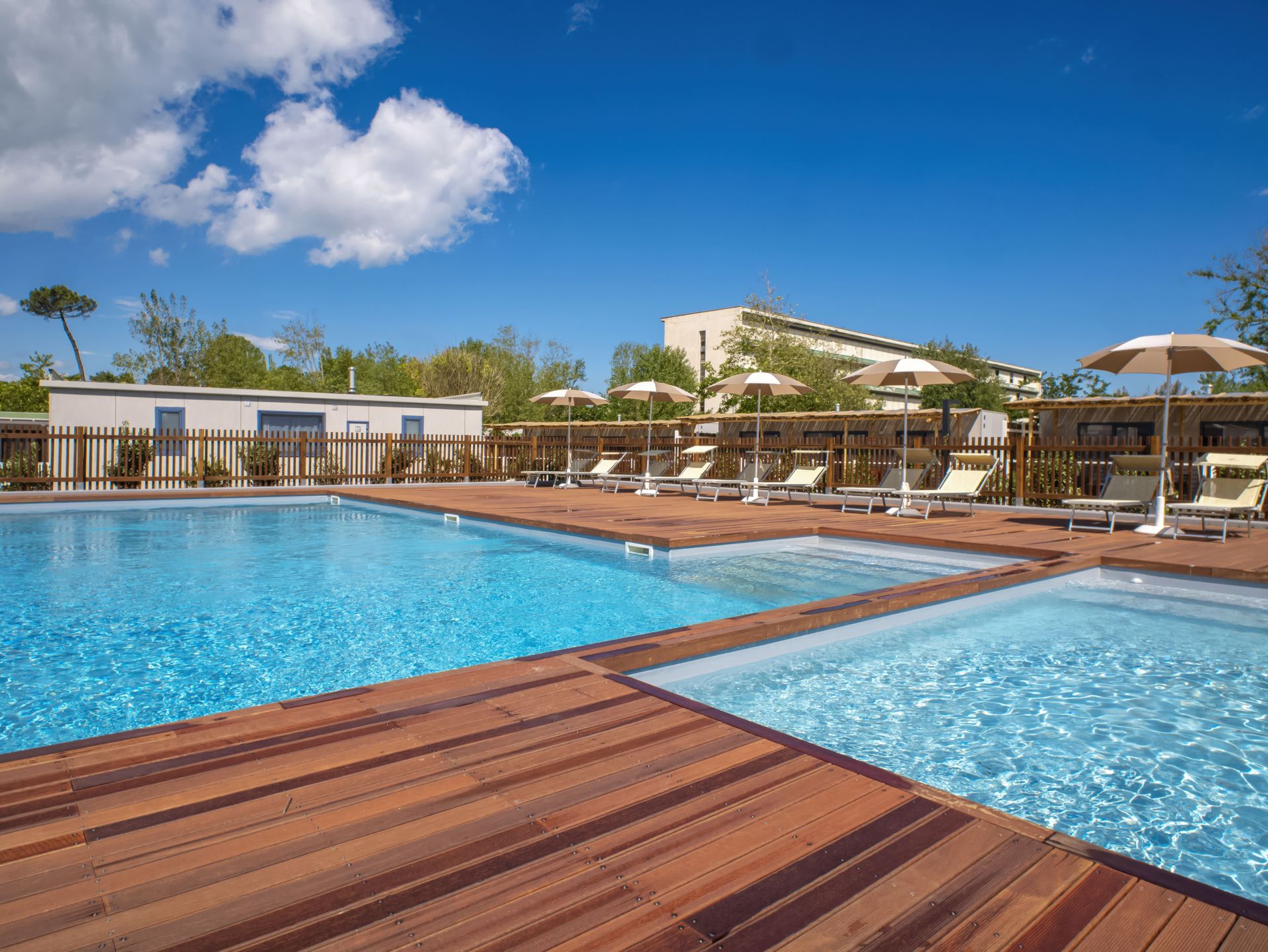 ApartmentMIMA_Piscina2