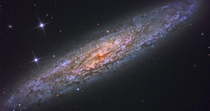 NGC 253: Ốc đảo vũ trụ đầy bụi bặm! - NGC253 SSRO 900 / Thiên văn học Đà Nẵng